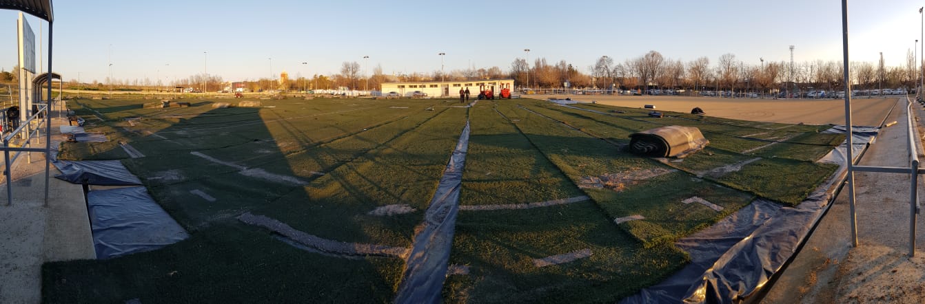 Instalación y mantenimiento de césped artificial para campos de futbol y deportes Instalación y mantenimiento de césped artificial para campos de futbol y deportes
