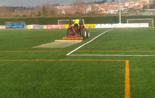 Instalación y mantenimiento de césped artificial para campos de futbol y deportes Instalación y mantenimiento de césped artificial para campos de futbol y deportes